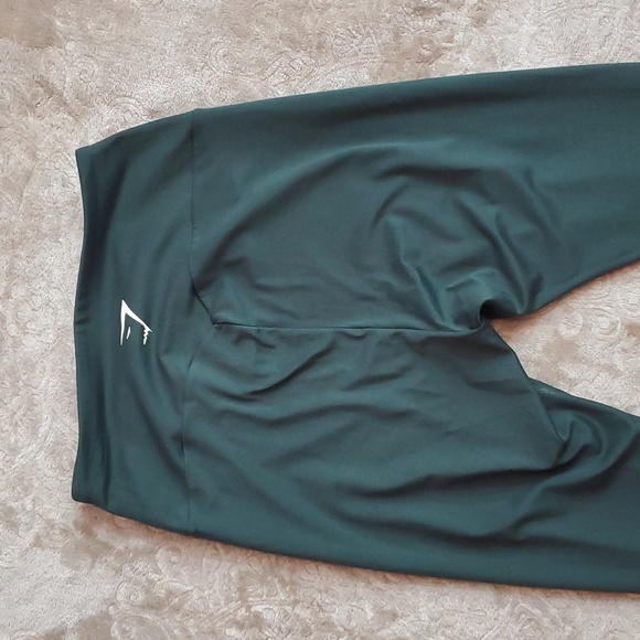 Gymshark Training Leggings - Picture 5 of 7